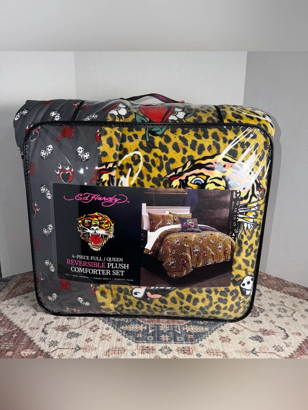 Ed Hardy bold leopard